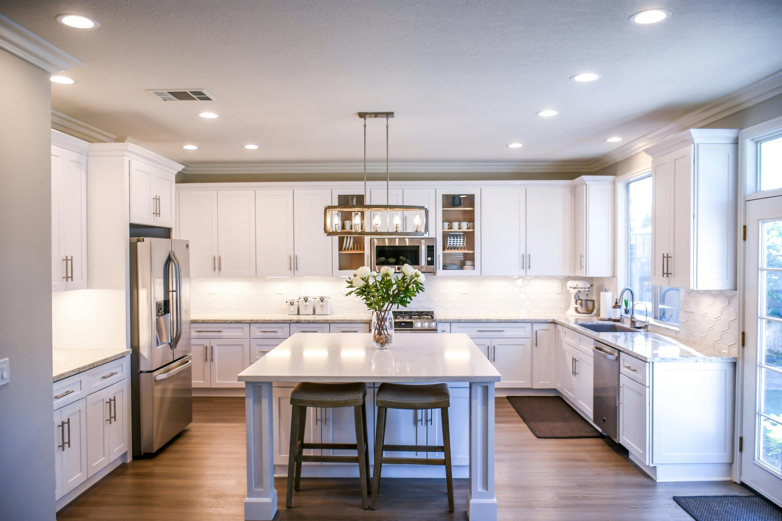 under cabinet lighting